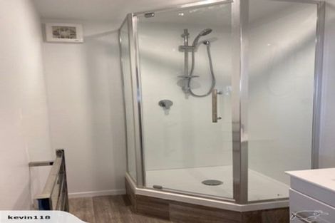 Photo of property in 2/160 Mokoia Road, Chatswood, Auckland, 0626