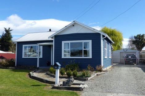 Photo of property in 6 Edward Street, Waimate, 7924
