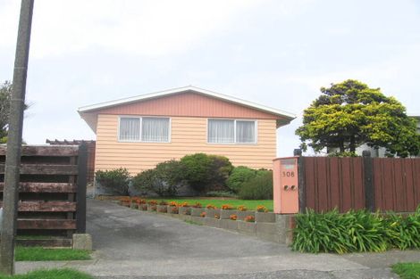 Photo of property in 308 Maungaraki Road, Maungaraki, Lower Hutt, 5010