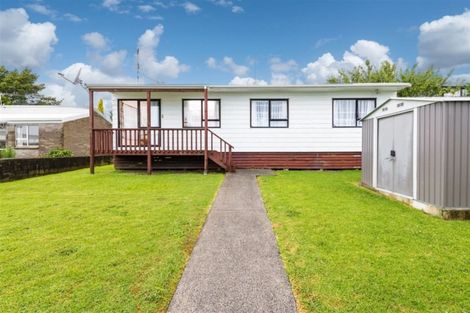 Photo of property in 2/10 Hutchinson Avenue, New Lynn, Auckland, 0600