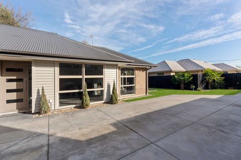 Photo of property in 73b Inwoods Road, Parklands, Christchurch, 8083