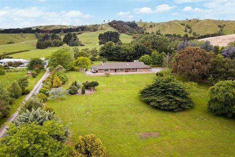 Photo of property in 281h Lees Pakaraka Road, Te Ore Ore, Masterton, 5886