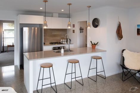 Photo of property in 284 Ballintoy Park Drive, Welcome Bay, Tauranga, 3175