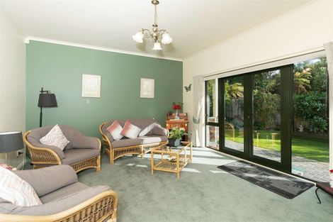 Photo of property in 6 Hillcrest Lane, Levin, 5510