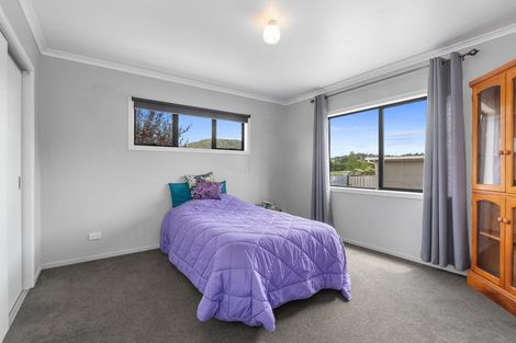 Photo of property in 51 Valley Road, Hikurangi, 0114