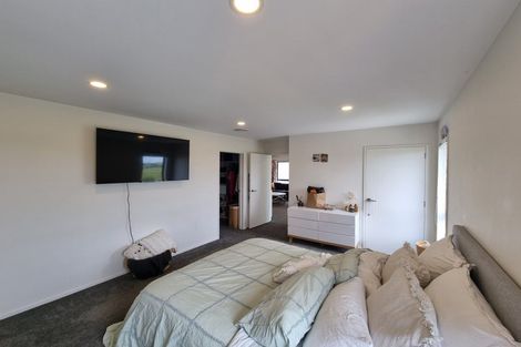 Photo of property in 19 Hakinakina Drive, Flat Bush, Auckland, 2019