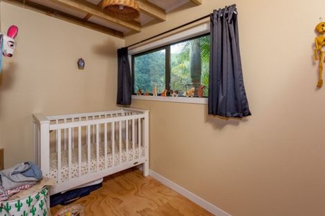 Photo of property in 10 Widdison Place, Whangamata, 3691