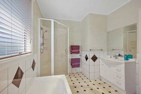 Photo of property in 16 Simmons Road, Taumarunui, 3920