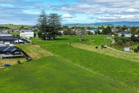 Photo of property in 8 Dram Way, Waipu, 0510