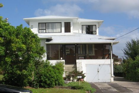 Photo of property in 12a Netherlands Avenue, Kelston, Auckland, 0602