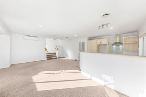 Photo of property in 6 Palmgreen Court, Stanmore Bay, Whangaparaoa, 0932
