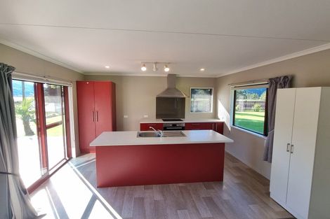 Photo of property in 2535 Lake Brunner Road, Inchbonnie, Kumara, 7875