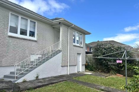 Photo of property in 73 Oakdale Road, Mount Roskill, Auckland, 1041