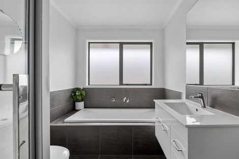 Photo of property in 25 Ella Anne Crescent, Warkworth, 0910