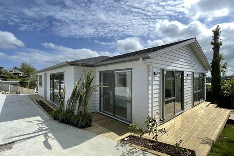Photo of property in 13b Stott Avenue, Birkdale, Auckland, 0626
