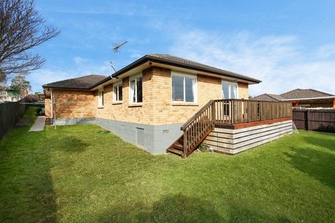 Photo of property in 12 Prado Drive, Pukekohe, 2120