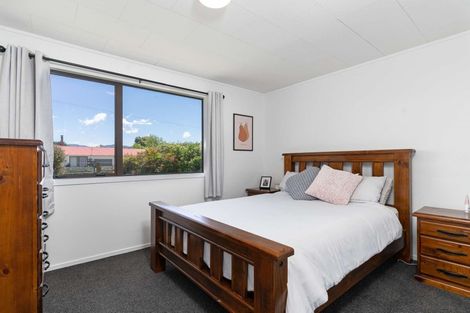 Photo of property in 38 Philip Street, Carterton, 5713