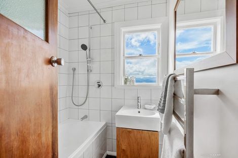 Photo of property in 24 Upoko Road, Hataitai, Wellington, 6021