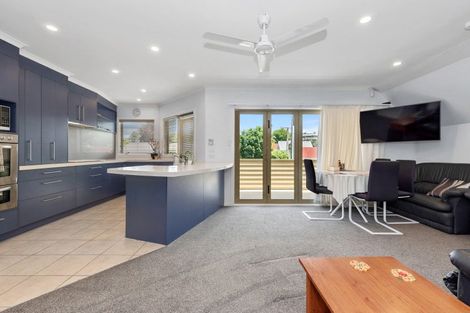 Photo of property in 2h Riro Street, Hamilton East, Hamilton, 3216
