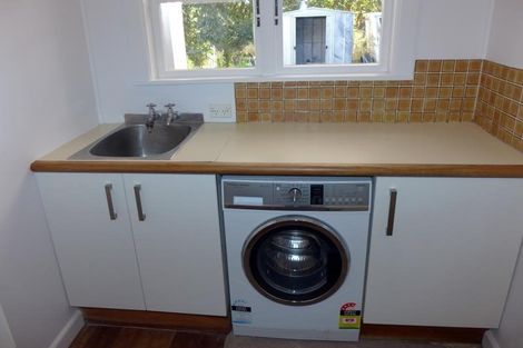 Photo of property in 38 Guys Hill Road, Hospital Hill, Napier, 4110