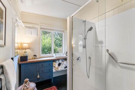 Photo of property in 40 Tuakau Bridge-port Waikato Road, Port Waikato, Tuakau, 2695