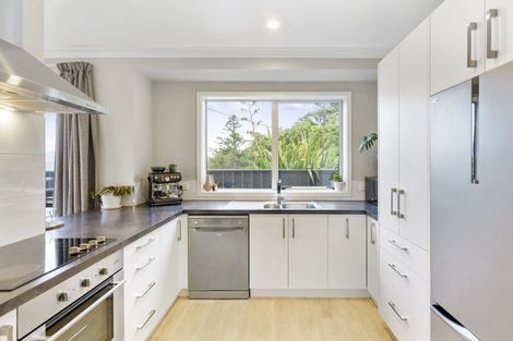 Photo of property in 15 Monowai Road, Johnsonville, Wellington, 6037