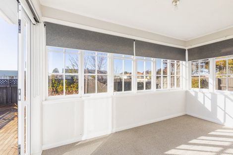 Photo of property in 37 Nuffield Avenue, Marewa, Napier, 4110