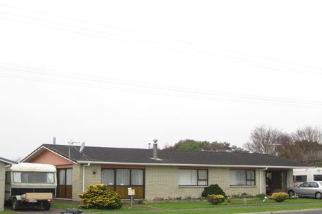 Photo of property in 22 Blake Street, Waitara, 4320