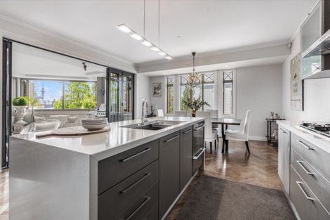 Photo of property in 2a/9 Saint Georges Bay Road, Parnell, Auckland, 1052