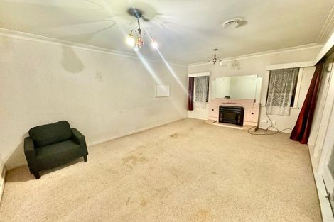 Photo of property in 45 Woodford Avenue, Henderson, Auckland, 0610