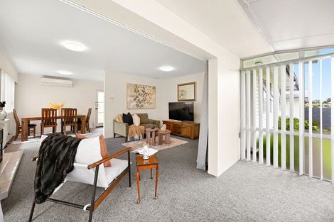 Photo of property in 4 Totara Drive, St Andrews, Hamilton, 3200