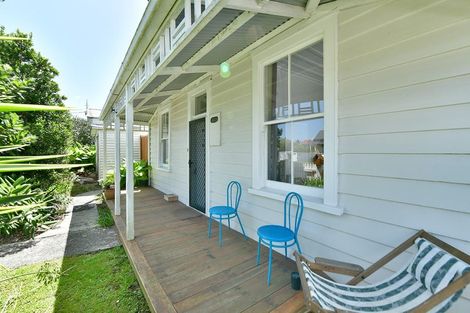 Photo of property in 4 Stewart Street, Helensville, 0800