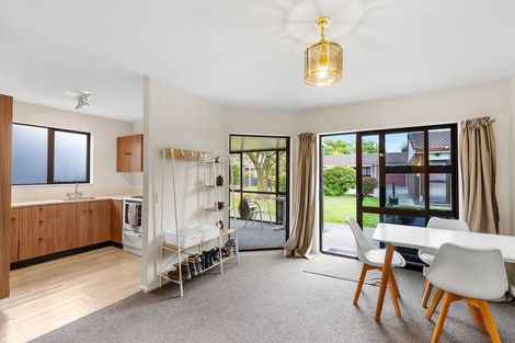 Photo of property in 7/218 Lincoln Road, Addington, Christchurch, 8024