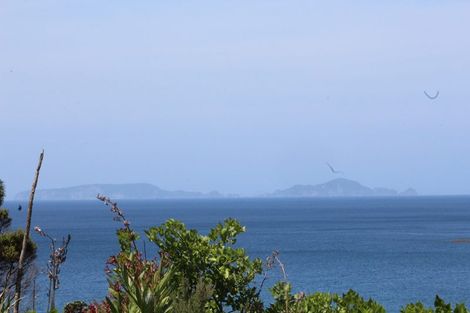 Photo of property in 5 Kaone Point Road, Matapouri, Whangarei, 0173