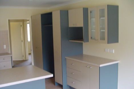 Photo of property in 4 Cascade Way, Paraparaumu, 5032