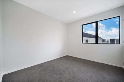 Photo of property in 20 Hoopers Road, Glen Eden, Auckland, 0602