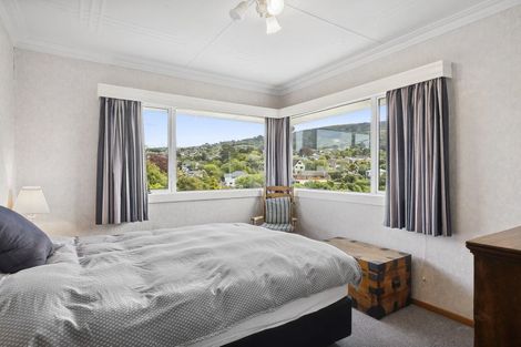 Photo of property in 8 Jason Street, Helensburgh, Dunedin, 9010