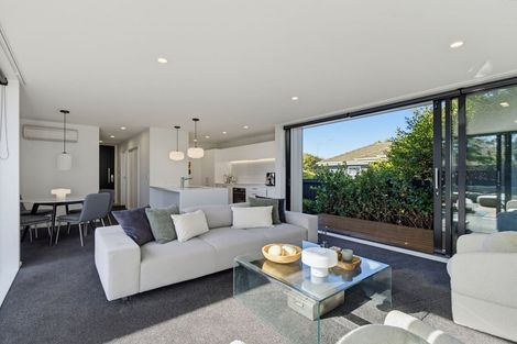 Photo of property in 275 Hills Road, Mairehau, Christchurch, 8013