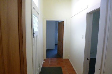 Photo of property in 30 Rhodes Street, Newtown, Wellington, 6021