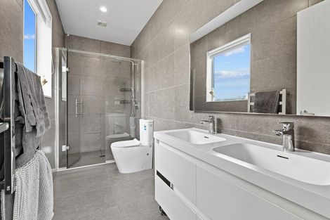 Photo of property in 3 Dida Park Drive, Kumeu, 0810