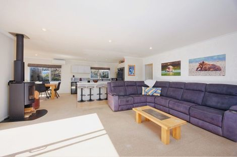 Photo of property in 61 Kotuku Road, South Bay, Kaikoura, 7300