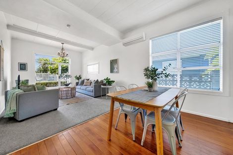 Photo of property in 20 Ropiha Street, Fitzroy, New Plymouth, 4312