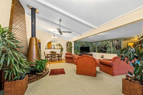 Photo of property in 424 Don Buck Road, Massey, Auckland, 0614