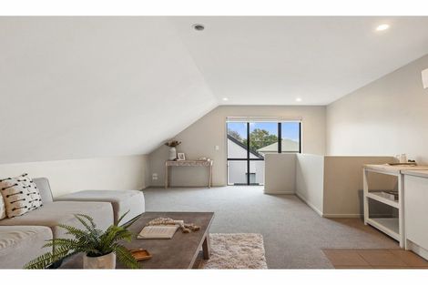 Photo of property in 1/75 Thackeray Place, Waltham, Christchurch, 8023