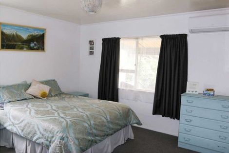 Photo of property in 6 Weddell Place, Flaxmere, Hastings, 4120