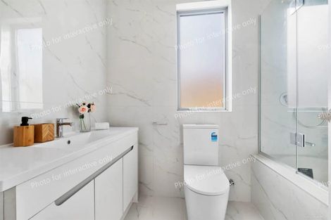 Photo of property in 10 Biokovo Street, Massey, Auckland, 0614