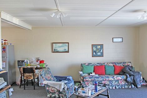 Photo of property in 24 Ure Street, South Hill, Oamaru, 9400