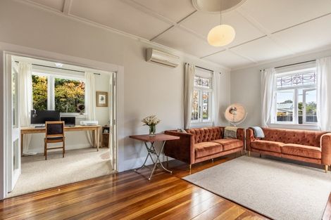 Photo of property in 27 Toi Street, Otaki Beach, Otaki, 5512