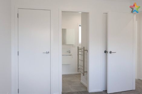 Photo of property in 2b Mayo Grove, Naenae, Lower Hutt, 5011