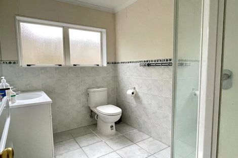 Photo of property in 28a Westerham Drive, Dannemora, Auckland, 2016